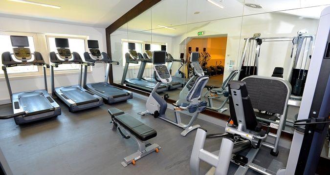Hilton Vienna Danube Waterfront Hotel 4*