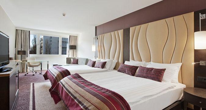 Hilton Vienna Danube Waterfront Hotel 4*