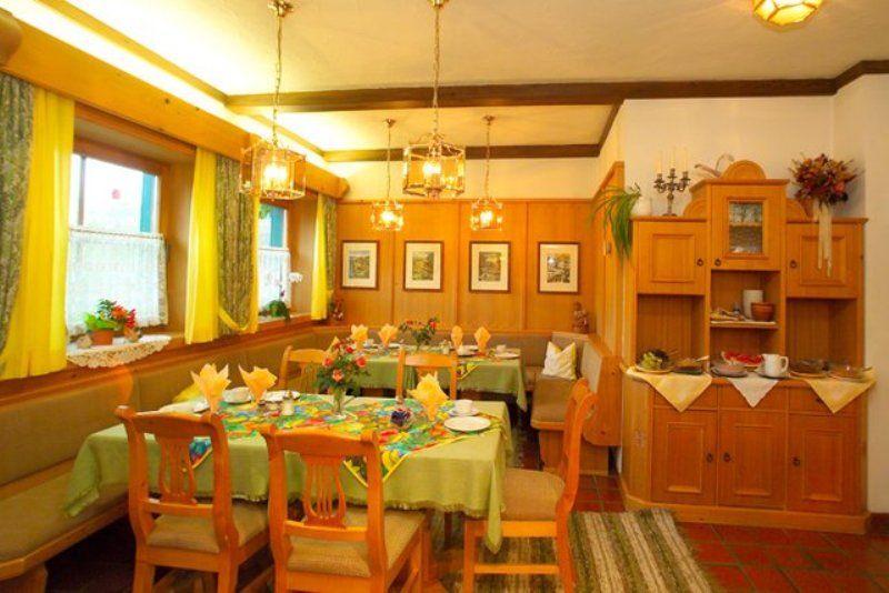 Hotel Alpenrose 3*