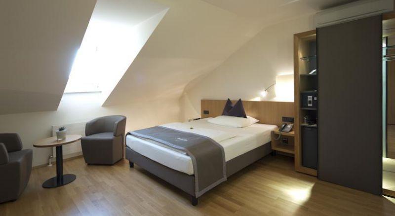 Hotel Maximilian 4*