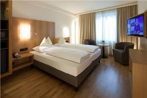 Hotel Maximilian 4*