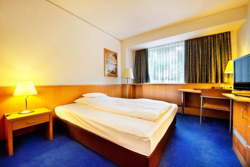 Hotel & Palais Strudlhof 4*