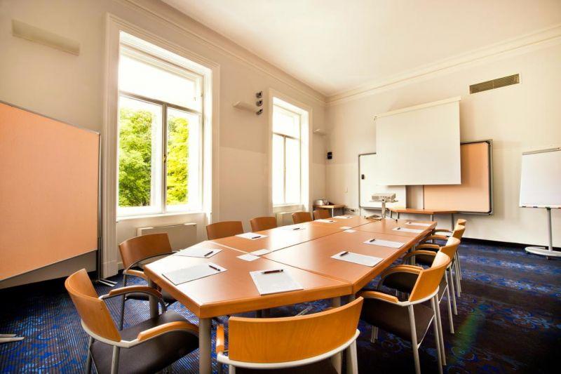 Hotel & Palais Strudlhof 4*