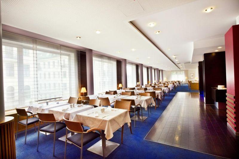 Hotel & Palais Strudlhof 4*