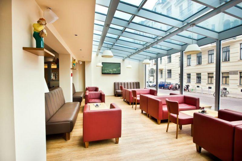 Hotel & Palais Strudlhof 4*