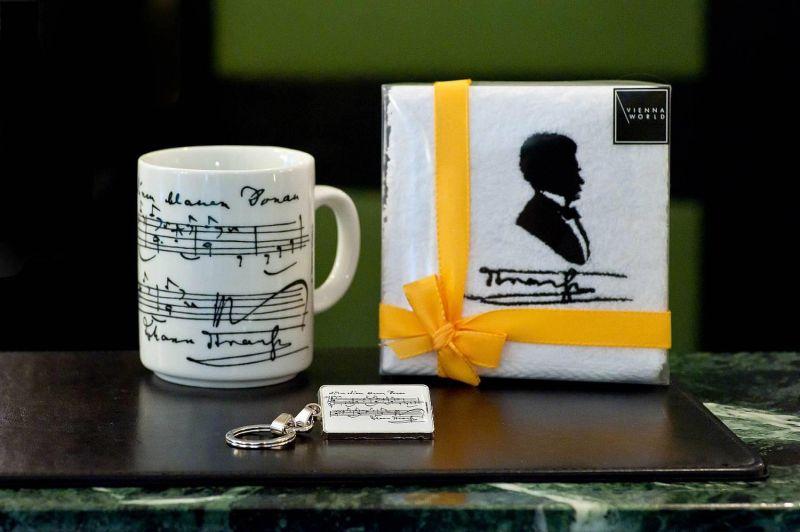 Johann Strauss 4*