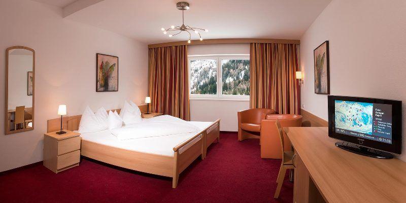 Karl Schranz 4*