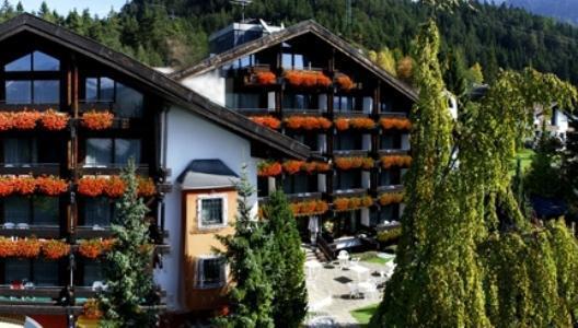 Kronenhotel 4*