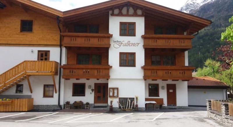 Landhaus Falkner Apt 3*