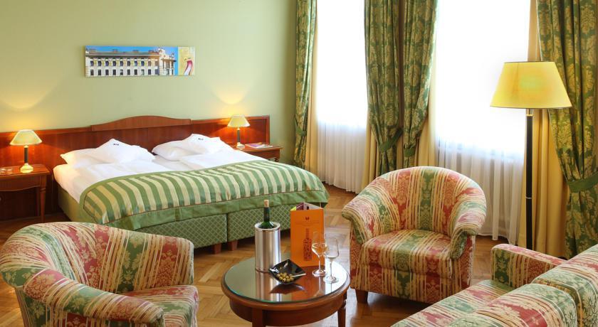 Mercure Secession 4*