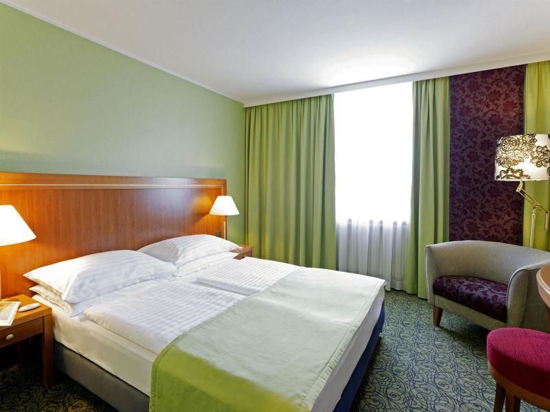 Mercure Wien Westbahnhof 4*
