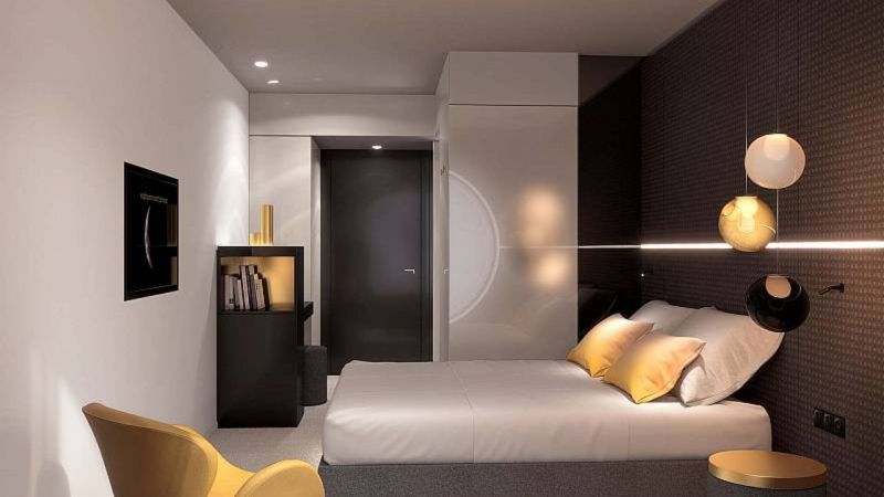 Mooons Hotel 4*