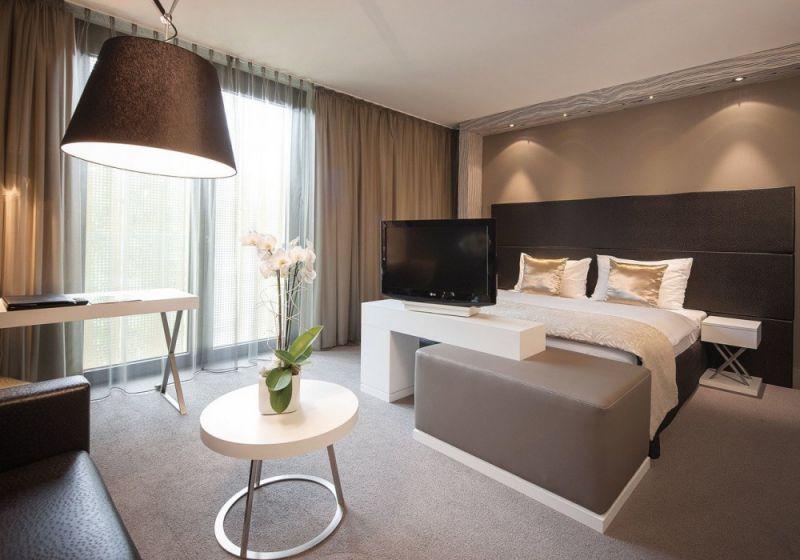 Radisson Blu Park Royal Palace (Ex. Austria Trend Park Royal Palace) 4*