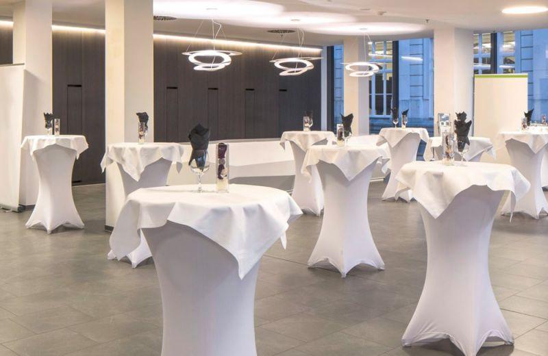 Radisson Blu Park Royal Palace (Ex. Austria Trend Park Royal Palace) 4*