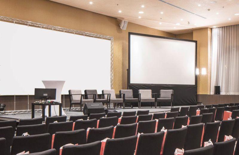 Radisson Blu Park Royal Palace (Ex. Austria Trend Park Royal Palace) 4*