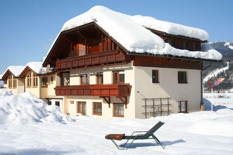 Pernull Gaestehaus (Troepolach) 3*