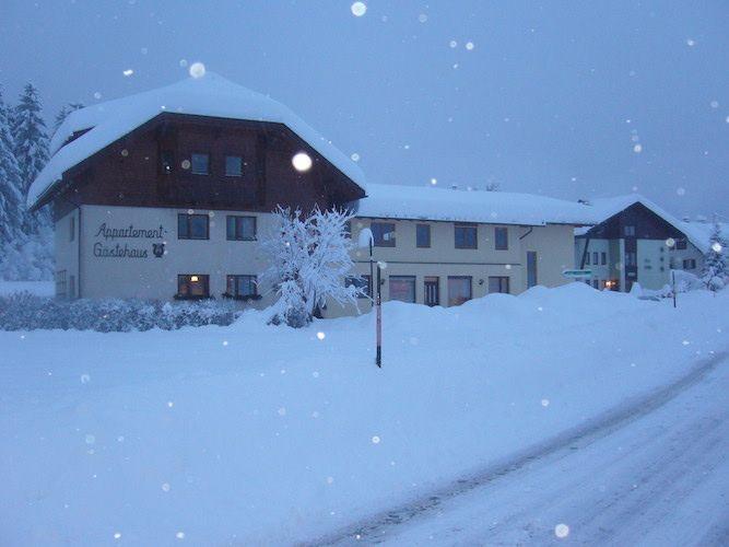 Pernull Gaestehaus (Troepolach) 3*