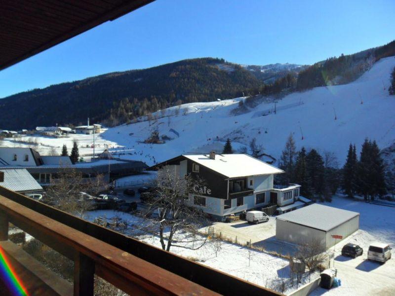 Roemerhof Apts 3*