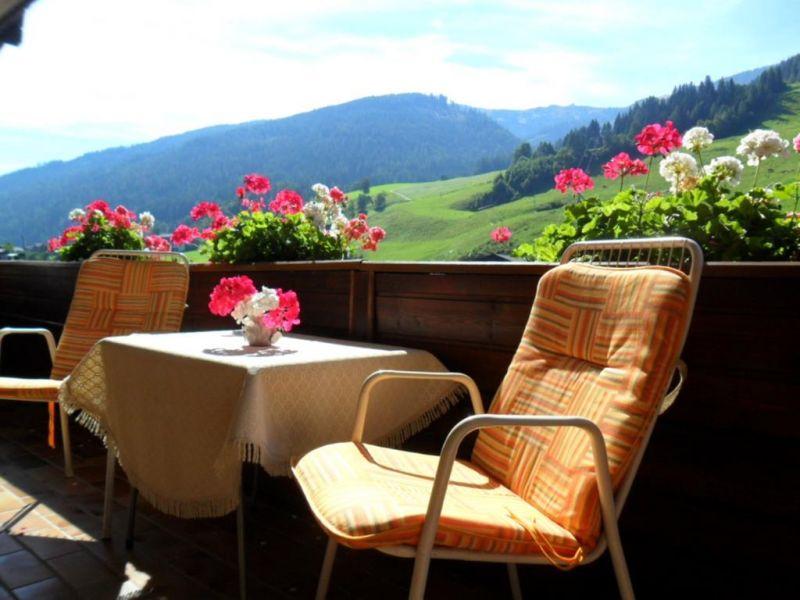 Roemerhof Apts 3*