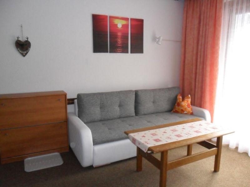 Roemerhof Apts 3*