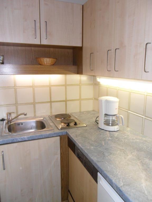 Roemerhof Apts 3*