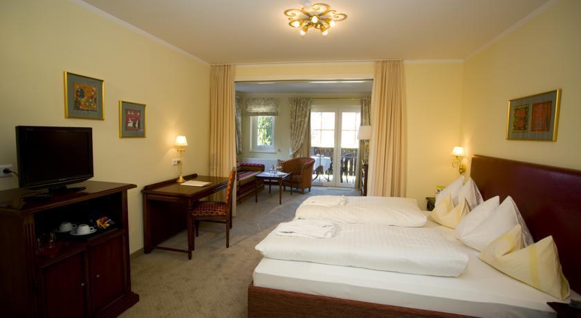 Romantikhotel Seefischer Am See 4*