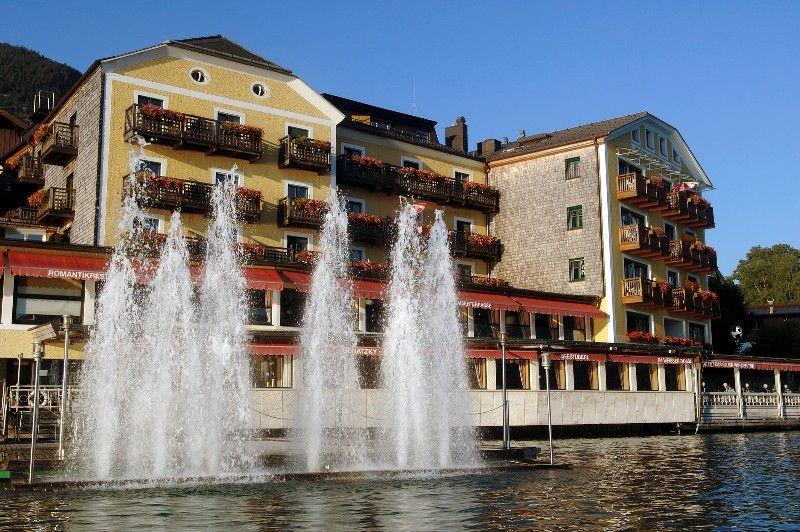 Romantikhotel Weissen Roessl 4*