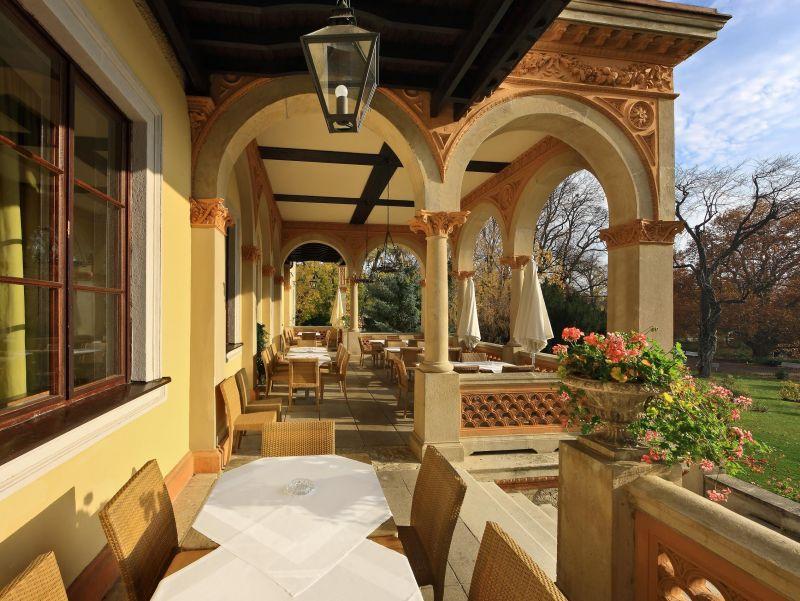 Schloss Weikersdorf 4*
