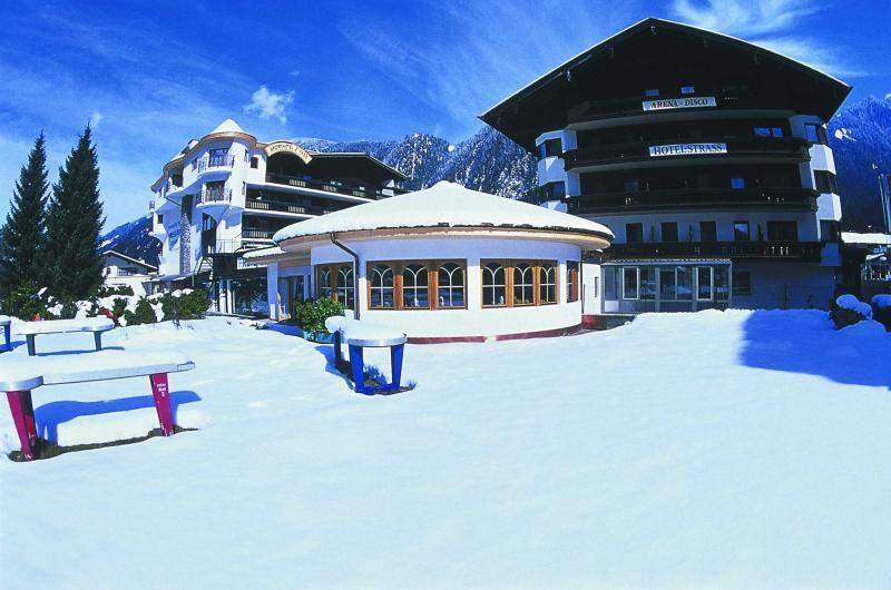 Sporthotel Strass 4*