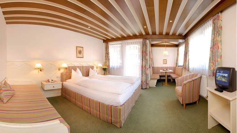Sporthotel Strass 4*
