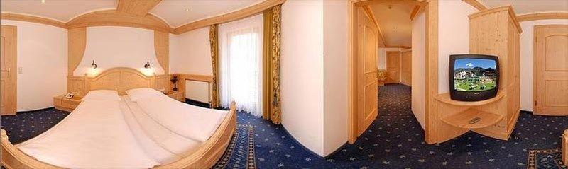 Sporthotel Strass 4*