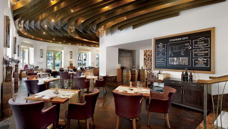The Ritz Carlton 5*