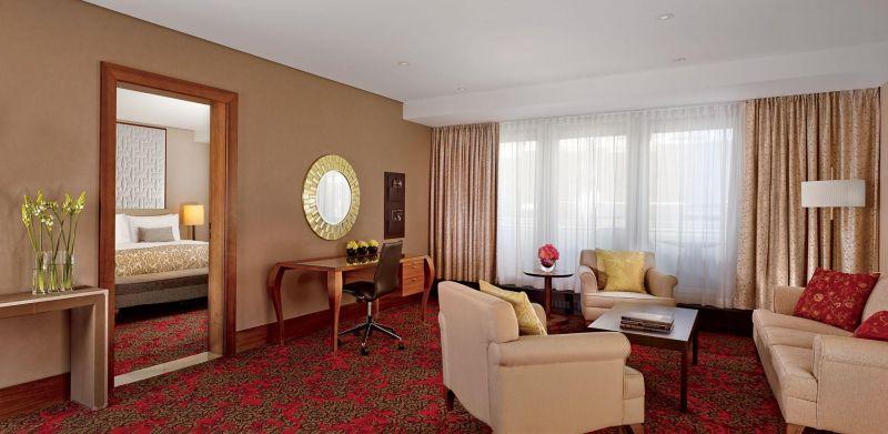 The Ritz Carlton 5*