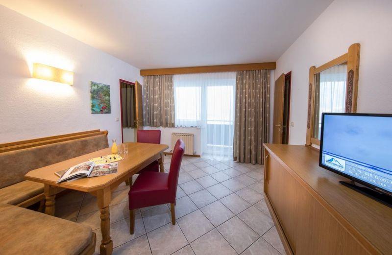 Toni Apartments 4*