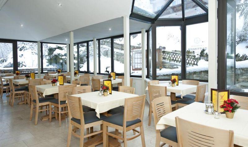 Villa Hirschen 3*