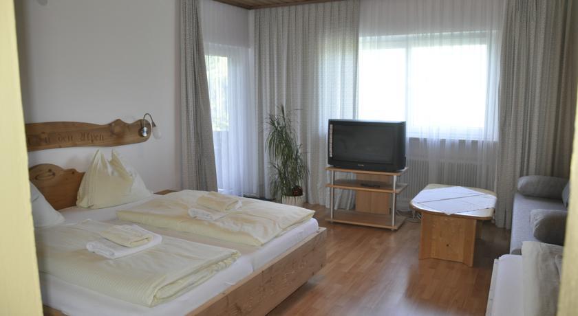 Voithofer Apt 2*