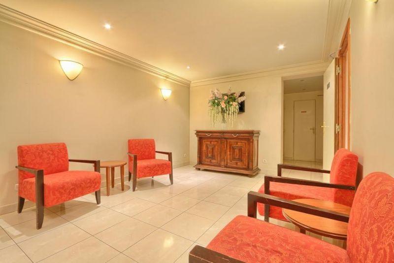 121 Paris Hotel 3*