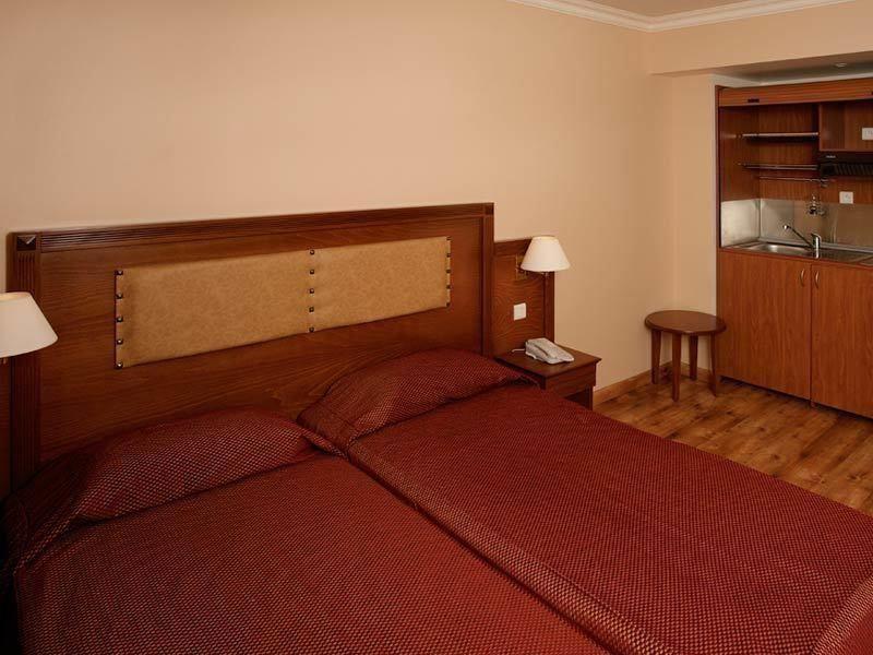 121 Paris Hotel 3*