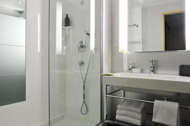 Adagio La Defense Esplanade 3*