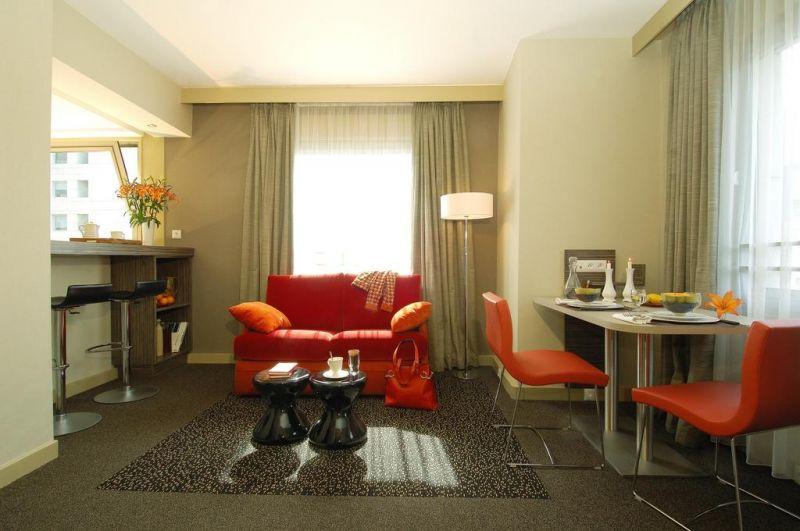 Adagio La Defense Esplanade 3*