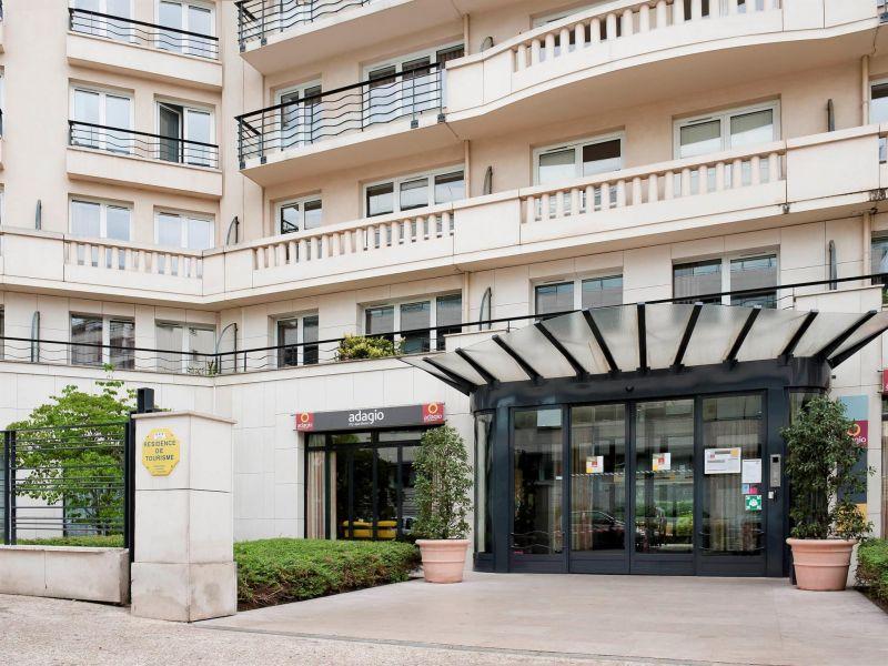 Adagio Porte De Versailles 3*
