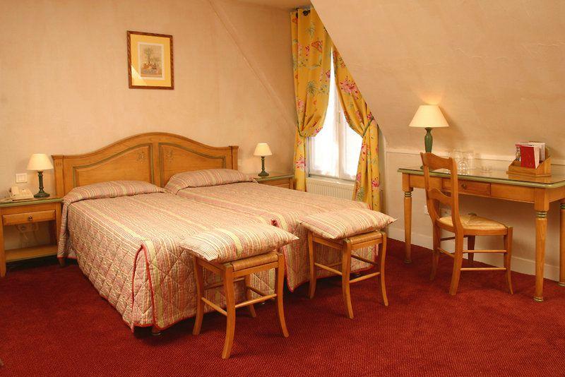 All Seasons Paris 15 Lecourbe 3*