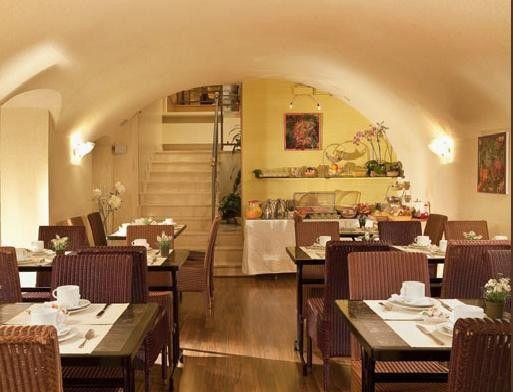 Anjou Lafayette 3*