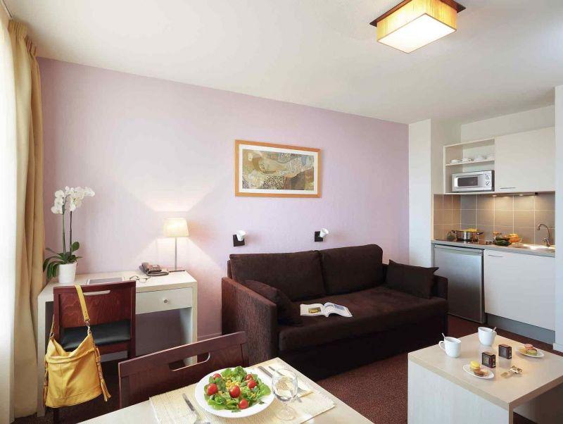 Aparthotel Adagio Access Avignon 2*