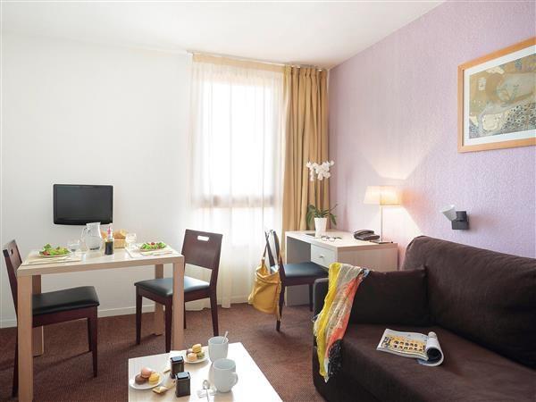 Aparthotel Adagio Access Avignon 2*