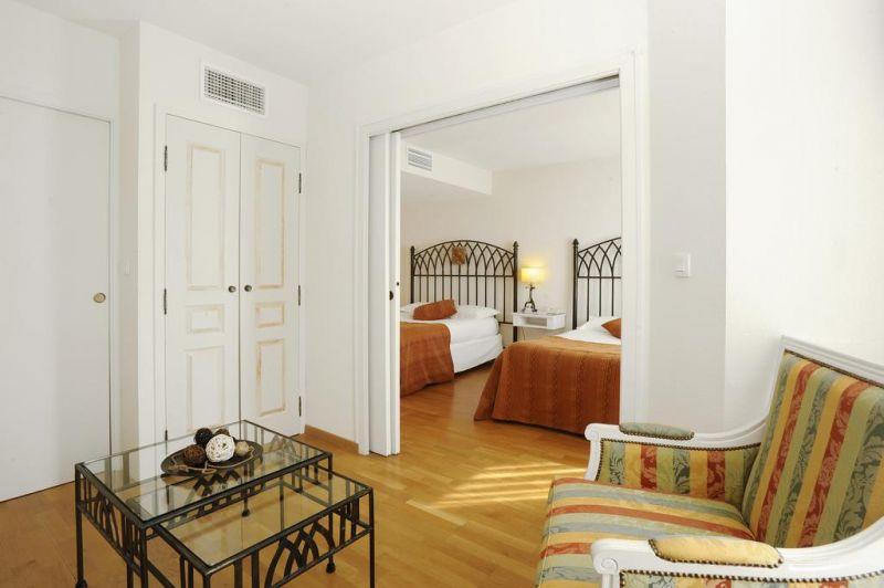 Avignon Grand Hotel 4*