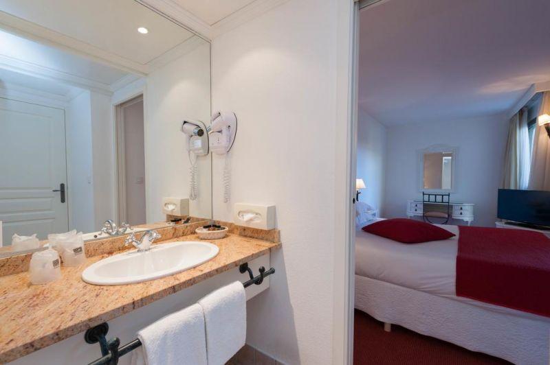 Avignon Grand Hotel 4*
