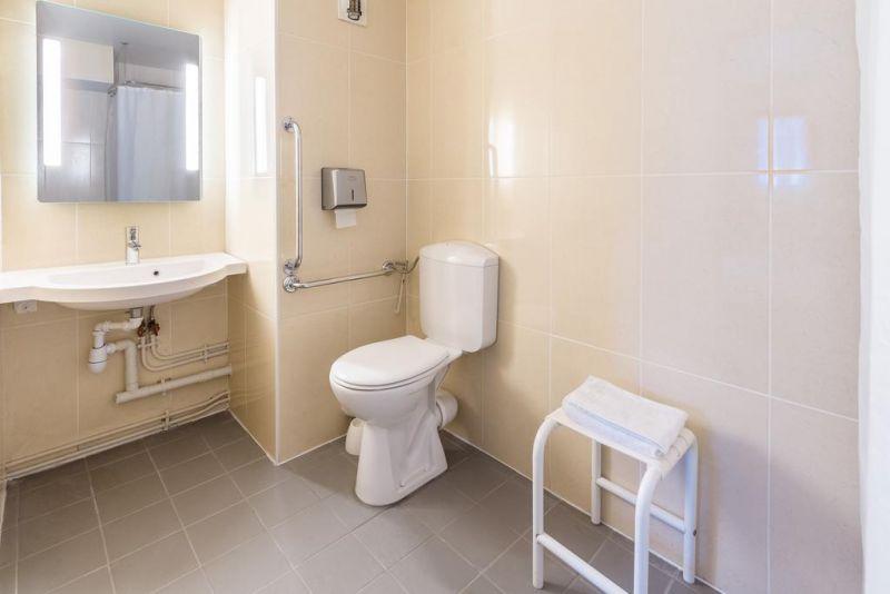 B&B Paris Nord Aulnay Sous Bois 2*