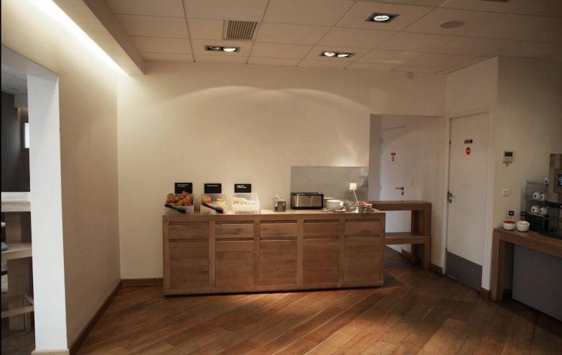 B&B Paris Nord Aulnay Sous Bois 2*