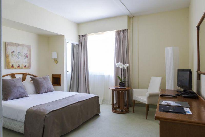 Anantara Plaza Nice (Ex. B4 Nice Plaza) 4*